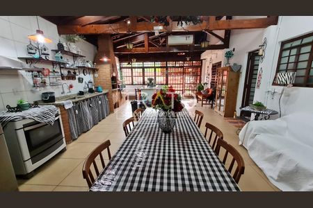 17_photo/94c8c888b7.2832257cbb3df2c4-ATLAS-6d6ac0c5-a361-48aa-8972-08e615c9e075.jpg de casa à venda com 4 quartos, 350m² em Vila Aurocan, Campinas