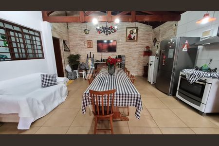 2_photo/94c8c888b7.2832257cbb3df2c4-ATLAS-e4b01cc5-5280-4545-931e-8c4c4417d165.jpg de casa à venda com 4 quartos, 350m² em Vila Aurocan, Campinas