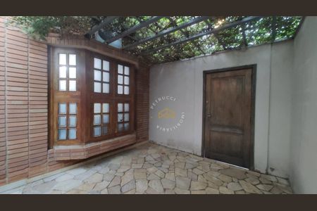 3_photo/94c8c88991.407ffb7e049b1f92-ATLAS-aa0274fc-2591-4dcc-a5d0-a1f332d3da54.jpg de casa à venda com 3 quartos, 290m² em Jardim Miranda, Campinas