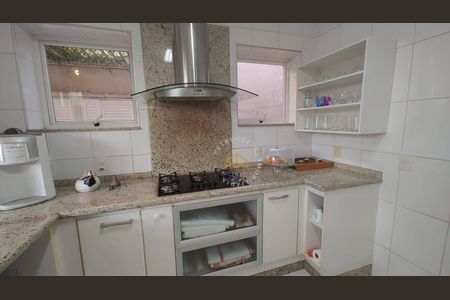 4_photo/94c8c88991.407ffb7e049b1f92-ATLAS-ac1e6e06-ac7e-4fbd-acb7-1a5eeafec350.jpg de casa à venda com 3 quartos, 290m² em Jardim Miranda, Campinas