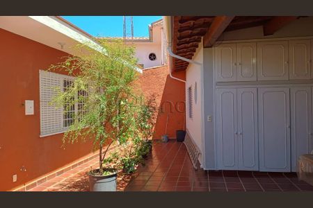 11_photo/94c8c895b5.7aeb7bc2eb1ec1ba-ATLAS-b78f3680-2a43-4711-bc7e-e0a035ee5055.jpg de casa para alugar com 3 quartos, 252m² em Vila Industrial (Campinas), Campinas