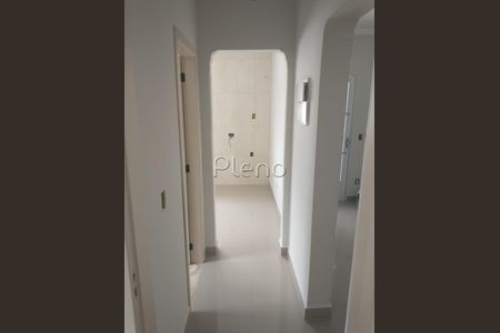 2_photo/94c8c89dfd.b8ea18955eb34190-ATLAS-0a5ea6a8-3d0f-4c8d-850c-66d42e78f3ad.jpg de casa à venda com 3 quartos, 150m² em Jardim Chapadão, Campinas