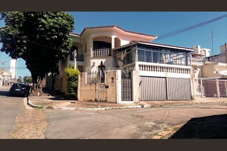 5_photo/94c8c89fc1.f861ecc718bdcbd7-ATLAS-09652857-31f3-4ad8-a228-e7a977e6849b.jpg de casa para alugar com 4 quartos, 219m² em Vila Rossi Borghi e Siqueira, Campinas