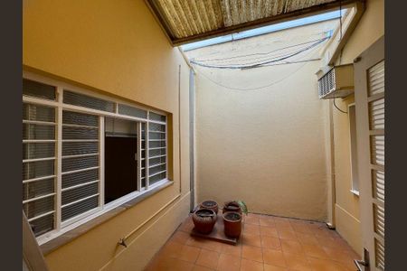 9_photo/94c8c8abf7.d505c9d9834fda44-ATLAS-70e25bd2-6eab-4924-aeba-53a184b5375e.jpg de casa para alugar com 3 quartos, 194m² em Vila Itapura, Campinas