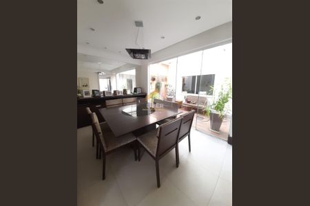 10_photo/94c8c8abfb.9de6362a168616a9-ATLAS-d8d70472-65fa-41ac-b5a3-56877ce3f502.jpg de casa à venda com 4 quartos, 190m² em Vila Itapura, Campinas