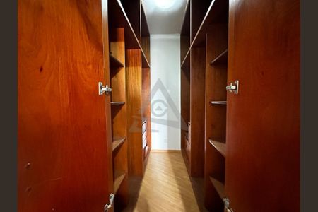 11_photo/94c8c8aeef.6f6a2a36f074a1ff-ATLAS-58e6ab30-7c66-444f-864e-8d98716ef5d8.jpg de apartamento para alugar com 4 quartos, 204m² em Jardim Guanabara, Campinas