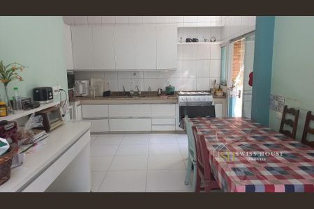 10_photo/94c8c8af67.adc3c1c8d2478063-ATLAS-d6ec94fa-233f-4a0f-acb7-ebf0ccdbf9cb.jpg de casa à venda com 3 quartos, 195m² em Vila Itapura, Campinas