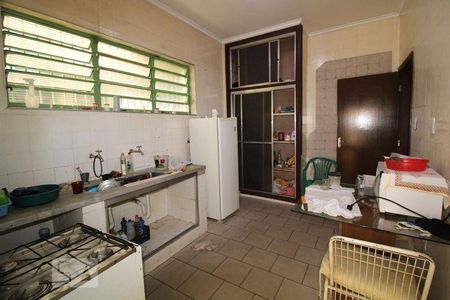 45_photo/94c8c8b0eb.727778d524bde65a-ATLAS-ec55fcc7-f2a1-4559-b4f7-58e9d1bc334b.jpg de casa à venda com 4 quartos, 181m² em Centro, Campinas