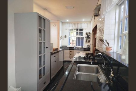 39_photo/94c8c8b71b.a35e4faf2cebf487-ATLAS-54ef385a-8b1f-4b1c-9914-949e4e91b1f1.jpg de casa para alugar com 6 quartos, 480m² em Centro, Campinas