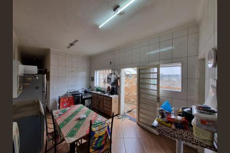 11_photo/94c8c8cadb.5cacb5cd1a05b02e-ATLAS-b2756121-2dd0-432e-87dc-159d8f5564cc.jpg de casa à venda com 4 quartos, 200m² em Centro, Campinas