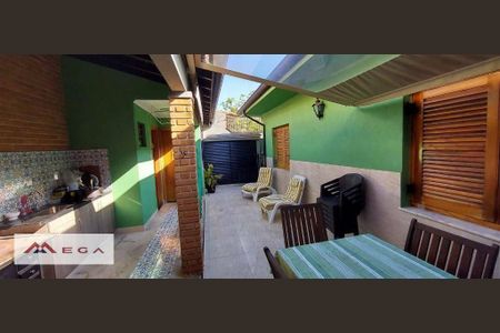 10_photo/94c8c8d707.21d2229d4fc21bda-ATLAS-669b4ba4-867a-4e01-95b4-073615631e24.jpg de casa à venda com 3 quartos, 200m² em Jardim Nova Europa, Campinas