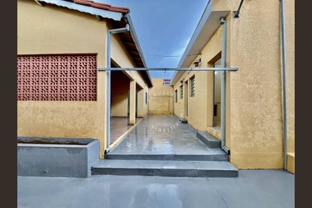 6_photo/94c8c8d7a1.007d8801227075bf-ATLAS-41e27359-b4f8-4fc0-a2c4-03fc3f206a9f.jpg de casa à venda com 3 quartos, 255m² em Jardim do Trevo, Campinas