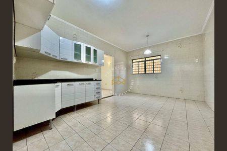 8_photo/94c8c8d7a1.007d8801227075bf-ATLAS-4e996260-0c2d-48eb-a967-999f96e69f33.jpg de casa à venda com 3 quartos, 255m² em Jardim do Trevo, Campinas