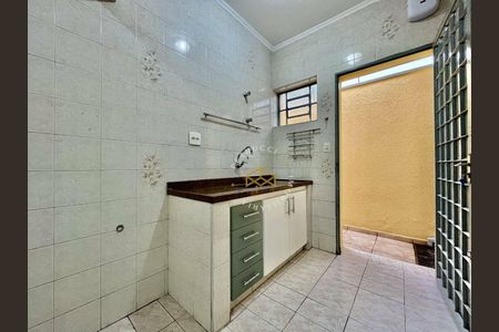6_photo/94c8c8d7a1.007d8801227075bf-ATLAS-fd182baa-fbe4-48a6-a86e-76d43c0b907f.jpg de casa à venda com 3 quartos, 255m² em Jardim do Trevo, Campinas
