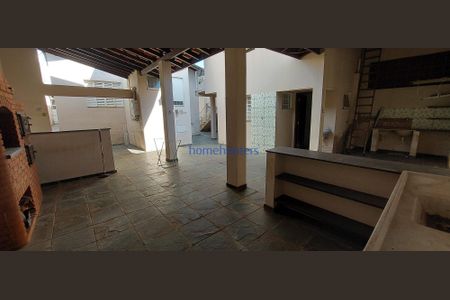 5_photo/94c8c8e141.1cf36469cc62d903-ATLAS-1cc2996b-8b63-454b-8fee-5106498ebdc7.jpg de casa para alugar com 3 quartos, 262m² em Jardim do Lago, Campinas