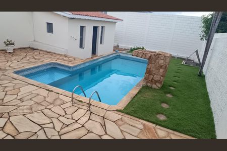 2_photo/94c8c8e1a7.0b4626db010fe29f-ATLAS-03d2d4d3-029d-4dac-8ece-5ba3a1c935f1.jpg de casa à venda com 2 quartos, 118m² em Jardim do Lago, Campinas