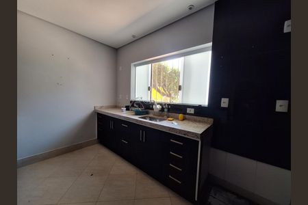 3_photo/94c8c8e361.3c2637ef58290670-ATLAS-02c9398f-81a1-44a2-bc08-e3de36f40fcb.jpg de casa para alugar com 3 quartos, 183m² em Jardim do Lago, Campinas