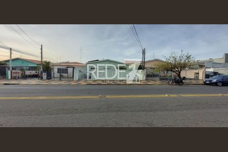 19_photo/94c8c8e3f1.f7e7744c47d68114-ATLAS-600c6102-69a0-4c85-bf09-2f947f8ff40e.jpg de casa à venda com 3 quartos, 115m² em Jardim do Lago, Campinas