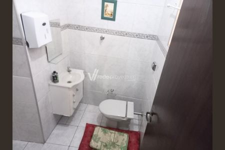 26_photo/94c8c90d17.0e5883cd31689f99-ATLAS-e60d7a42-773d-43be-a2f7-3baa095f4410.jpg de casa à venda com 3 quartos, 220m² em Jardim das Bandeiras, Campinas