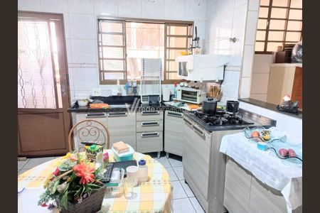14_photo/94c8c90d17.0e5883cd31689f99-ATLAS-e77c5182-3df8-4725-9171-afd39e6ee0ec.jpg de casa à venda com 3 quartos, 220m² em Jardim das Bandeiras, Campinas
