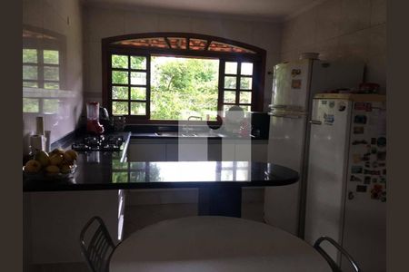 2_photo/94c8c91531.4cea1a0b3f6bbd2f-ATLAS-0fa5ca2c-1c2c-41e0-a131-03537e466657.jpg de casa à venda com 3 quartos, 380m² em Jardim do Lago Continuacao, Campinas