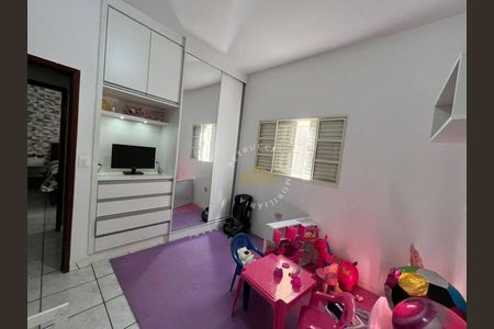 6_photo/94c8c91ab7.5cd1a4354280024f-ATLAS-a0ea061f-41dc-41a6-ba09-afaa6c921ef4.jpg de casa à venda com 5 quartos, 220m² em Jardim das Bandeiras, Campinas