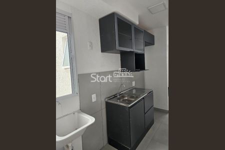 4_photo/94c8c93ef9.19ec280bd0953f4b-ATLAS-333d4877-e9bd-421f-b03d-4f75b24cd81f.jpg de apartamento à venda com 2 quartos, 35m² em Jardim do Lago Continuacao, Campinas