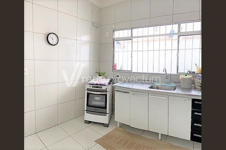 5_photo/94c8c93ff3.e182d30f96765f76-ATLAS-35190a44-f682-4fef-89b2-e4bd2e4e68b1.jpg de casa à venda com 4 quartos, 143m² em Jardim Icaraí, Campinas