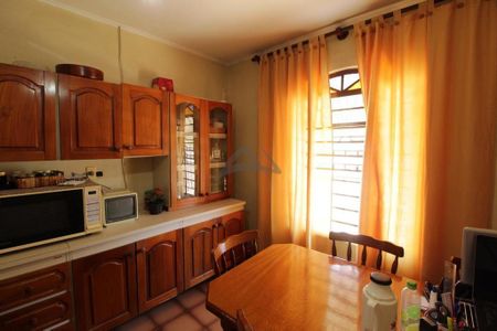 8_photo/94c8c94aed.a29b7c6bf6298842-ATLAS-550b6622-1f06-4a5a-bd2b-e2e5ae7d5f9a.jpg de casa à venda com 5 quartos, 128m² em Jardim Nova Europa, Campinas