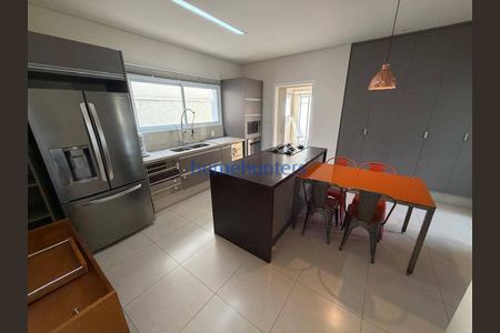 30_photo/94c8c951ef.f04eb875c589874c-ATLAS-7e7efc45-a83e-4edd-bc42-1a1aeb54e9a6.jpg de casa de condomínio para alugar com 4 quartos, 380m² em Swiss Park, Campinas