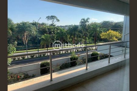 9_photo/94c8c95667.3714cccd63f8fe2d-ATLAS-ec4c4fb8-d2a4-4f77-8476-3aed9990a429.jpg de casa de condomínio para alugar com 3 quartos, 388m² em Swiss Park, Campinas