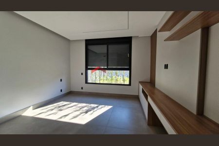 11_photo/94c8c95a1d.eb4747a7722cd593-ATLAS-64659754-9101-4dfd-bf24-c48a3159dc94.jpg de casa à venda com 3 quartos, 418m² em Swiss Park, Campinas