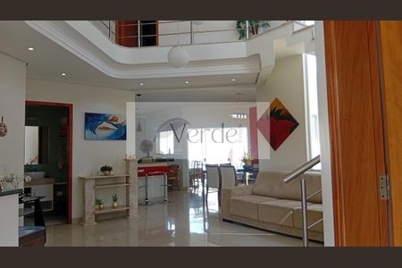 5_photo/94c8c95b35.3714cccd63f8fe2d-ATLAS-c8f0c99f-aacb-4590-8adb-29dc907f2d53.jpg de casa à venda com 3 quartos, 238m² em Swiss Park, Campinas