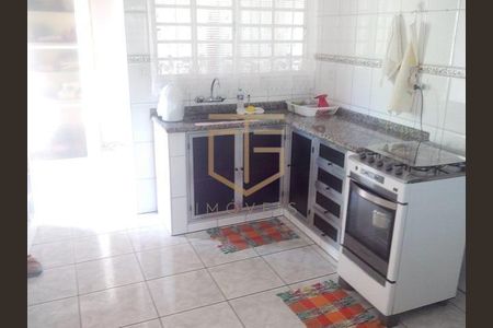 9_photo/94c8c96b05.f0d246bad4da1cd5-ATLAS-5fecb1bb-edf4-448b-8059-031379ca394a.jpg de casa à venda com 3 quartos, 115m² em Jardim Noêmia, Campinas