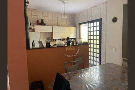 10_photo/94c8c96b2f.dd18612fcbc19cdf-ATLAS-c8496c69-da59-4041-93b0-75b6ce50ca65.jpg de casa à venda com 5 quartos, 252m² em Parque Residencial Carvalho de Moura, Campinas