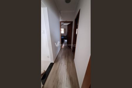 8_photo/94c8c9937d.786c4abf0a136510-ATLAS-985a8c73-7c4e-478e-86df-440aa40e94b2.jpg de casa à venda com 3 quartos, 210m² em Vila Aeroporto, Campinas