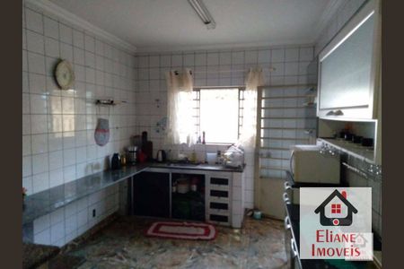 1_photo/94c8c99471.d55b36f64ebf45c1-ATLAS-a7ffa5df-7dc6-4879-896d-d70b966c655e.jpg de casa à venda com 3 quartos, 147m² em Vila Aeroporto I, Campinas