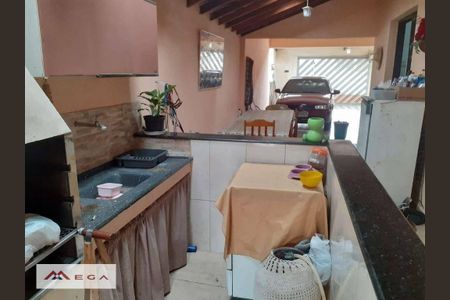 2_photo/94c8c99497.9f389e5fbe0155e0-ATLAS-4e9f01d2-25b5-4e45-9bbb-9bad6129b1ec.jpg de casa à venda com 3 quartos, 230m² em Vila Aeroporto, Campinas