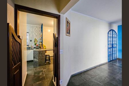 45_photo/94c8c9a4bd.d3e2f8dc72b88337-ATLAS-e68319a0-73dc-48f6-96db-3ec77011609e.jpg de casa para alugar com 5 quartos, 293m² em Jardim Amoreiras, Campinas