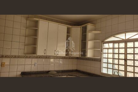 7_photo/94c8c9a843.28f6ec5d72603be5-ATLAS-e78e8311-7370-4701-bcd5-502f09f59643.jpg de casa à venda com 3 quartos, 181m² em Jardim Indianópolis, Campinas