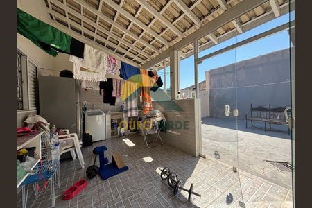 9_photo/94c8c9e489.3799c460d6d67959-ATLAS-c05ff9df-1812-4d8c-9785-df71922e7fd2.jpg de casa à venda com 4 quartos, 220m² em Dic VI (Conjunto Habitacional Santo Dias Silva), Campinas