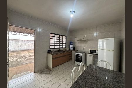 5_photo/94c8c9e511.b41720330aff0dcb-ATLAS-ce6bd05b-928f-4dd7-8c17-2ed5b7b3cfd8.jpg de casa à venda com 2 quartos, 60m² em Dic VI (Conjunto Habitacional Santo Dias Silva), Campinas