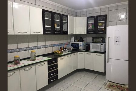 7_photo/94c8c9e603.69530a6104d48ca1-ATLAS-caf0f013-22ce-4d95-afbf-33149eb9db84.jpg de casa à venda com 4 quartos, 256m² em Vila Aeroporto, Campinas