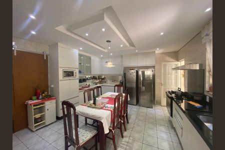 2_photo/94c8c9e8ef.ef3413fac5dc109b-ATLAS-08e4d8de-1e2f-435a-846f-29e432f8aecc.jpg de casa à venda com 3 quartos, 175m² em Vila Aeroporto, Campinas