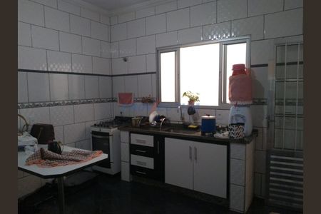 8_photo/94c8c9e9c9.64ac2371dd04f17e-ATLAS-5c480a9e-4e18-47fc-a8f0-d977a351f3c4.jpg de casa à venda com 3 quartos, 227m² em Vila Aeroporto, Campinas