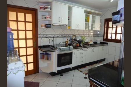 13_photo/94c8c9ea17.fe96b63aec789ef1-ATLAS-fbca9604-29cb-4d27-aa81-dd4ab3ce660e.jpg de casa à venda com 4 quartos, 315m² em Vila Aeroporto, Campinas