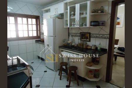 12_photo/94c8c9ea43.6f5e2ad790cc1812-ATLAS-f39696f7-9f4e-4c4b-8c41-7e856a842a8d.jpg de casa à venda com 3 quartos, 315m² em Vila Aeroporto, Campinas