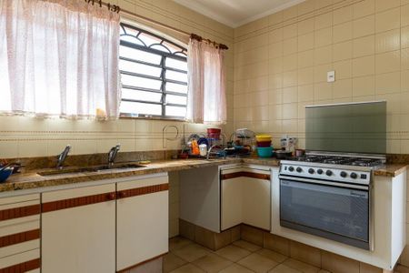 8_photo/94c8c9f45b.dda3a78fb47de289-ATLAS-566ff8d3-29b7-43a5-b606-c3dbc4187a35.jpg de casa à venda com 3 quartos, 357m² em Dic IV (Conjunto Habitacional Lech Walesa), Campinas