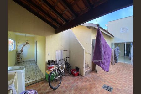 3_photo/94c8ca2cad.de90c6dfaac3d269-ATLAS-a5e3d68f-a41b-4e6b-8fe2-75a2663d897d.jpg de casa à venda com 3 quartos, 215m² em Jardim Nova Mercedes, Campinas