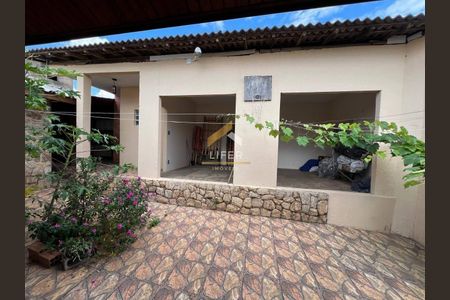 30_photo/94c8ca99ed.2f15d505e37c7ac5-ATLAS-ca1bdae5-1abd-4a24-a268-e77b8195b6d6.jpg de casa à venda com 3 quartos, 250m² em Jardim Fernanda, Campinas